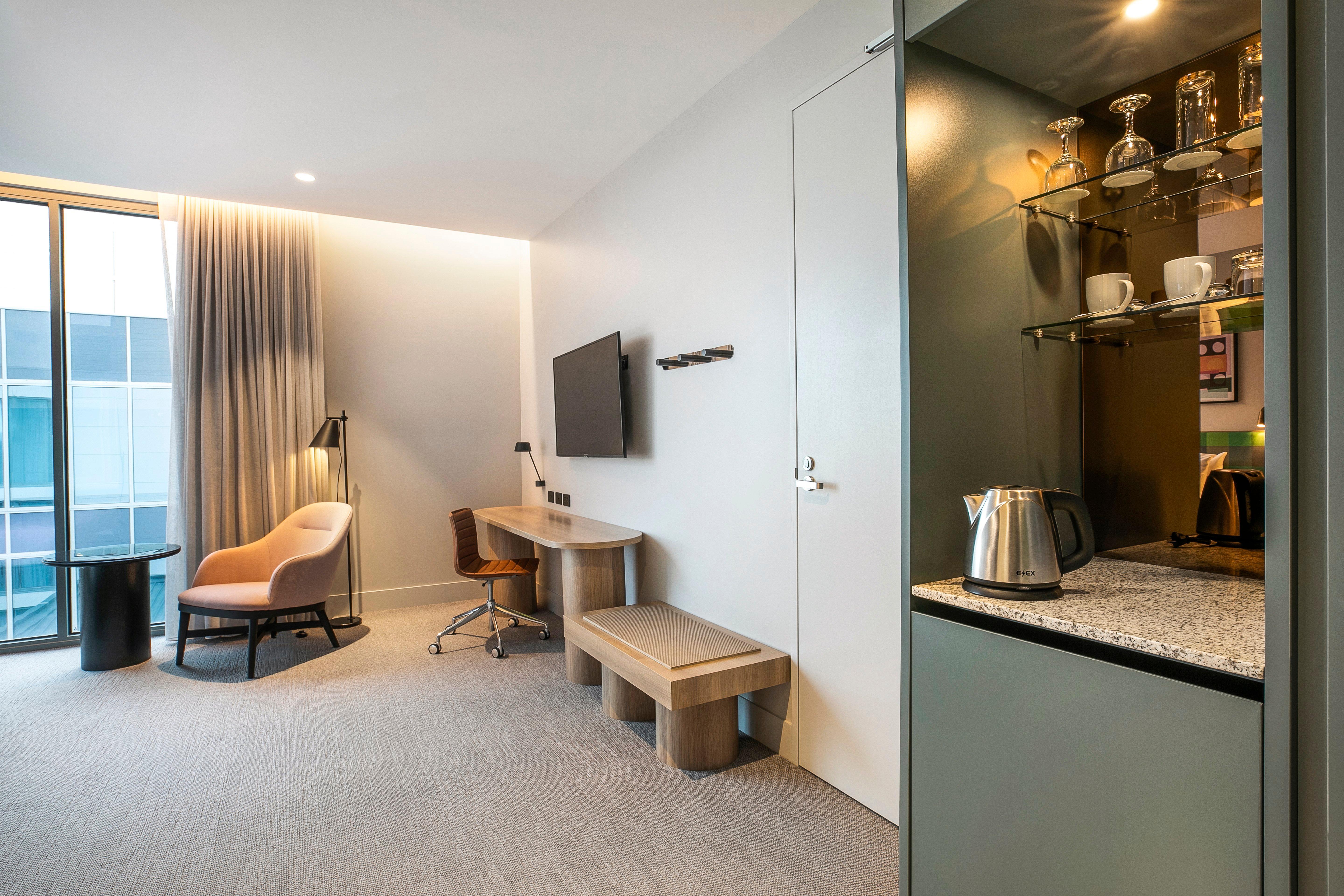 Holiday Inn Werribee By Ihg Exterior photo
